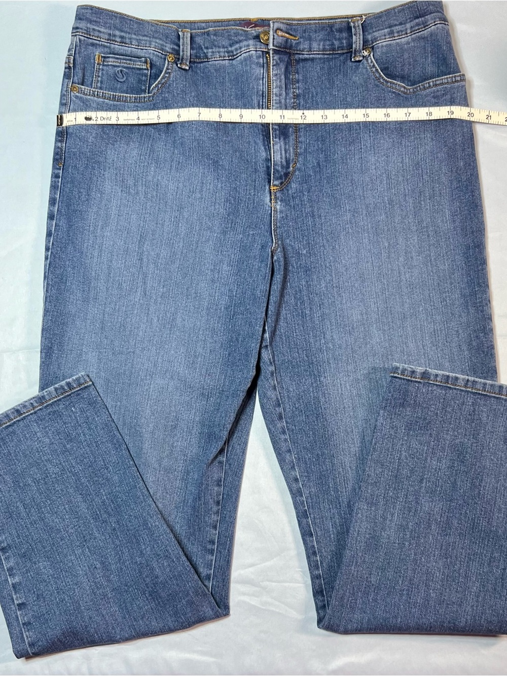 Women’s Blue Jeans Gloria Vanderbilt